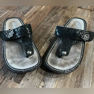 Algeria black leather sandal. Size : 38 (7.5-8)